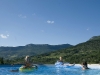 Piscine avec vue sur les montagnes de l’Eyriau (R-Etienne)