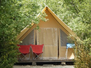 Tente trappeur clareau - camping drome provencale - la Ferme de Clareau